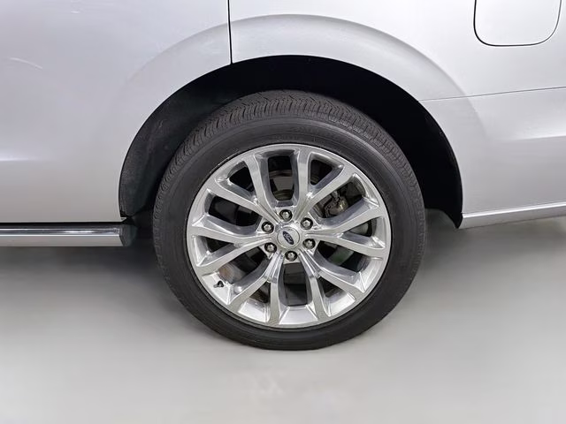 2019 Ingot Silver Ford Expedition Platinum RWD SUV