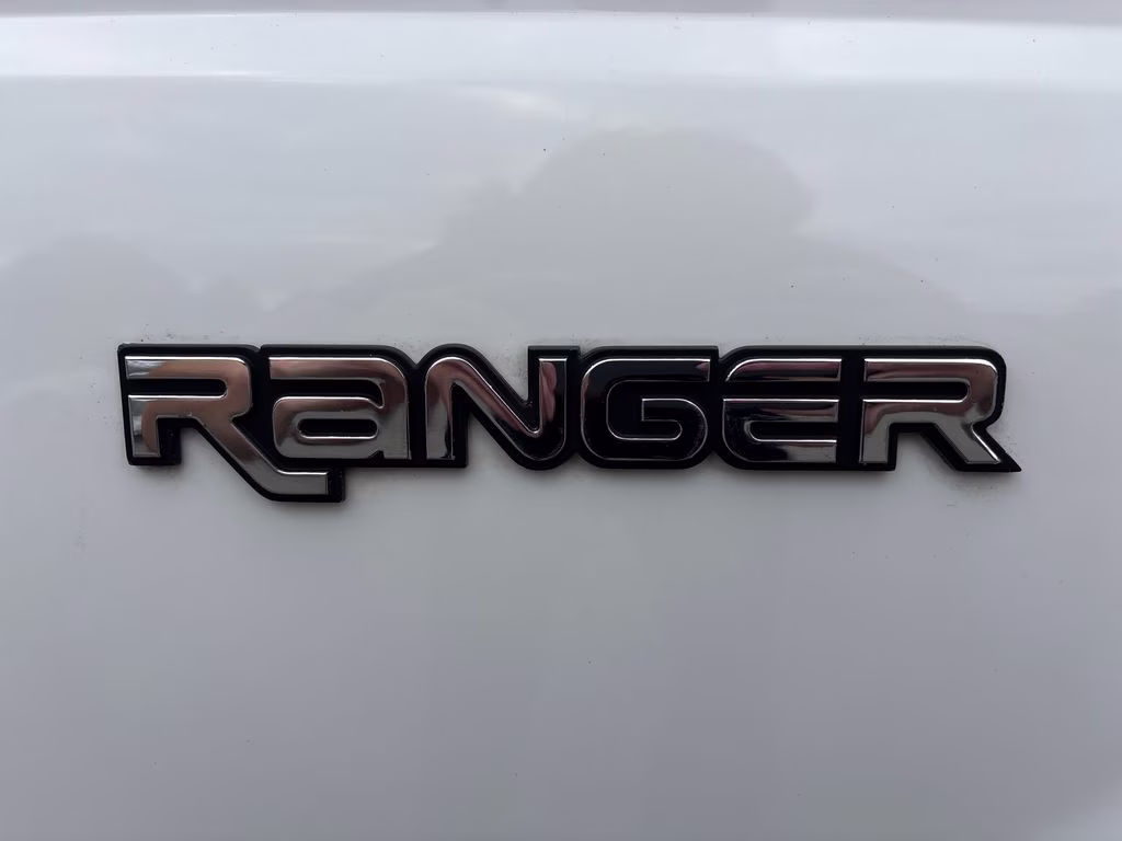 2004 White Ford Ranger XLT RWD Truck