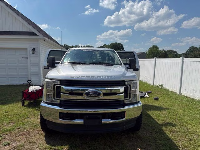 2018 Ingot Silver Ford Super Duty F-250 SRW XLT 4X4 Truck