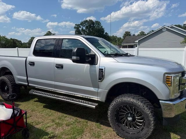 2018 Ingot Silver Ford Super Duty F-250 SRW XLT 4X4 Truck