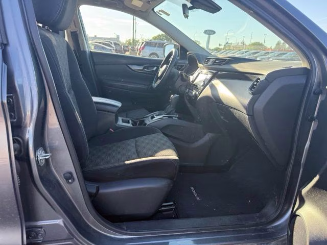 2019 Gun Metallic Nissan Rogue Sport SV AWD SUV