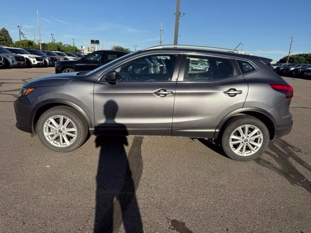 2019 Gun Metallic Nissan Rogue Sport SV AWD SUV