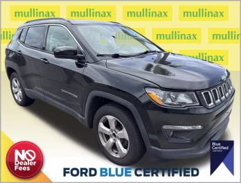 2018 Diamond Black Crystal Pearlcoat Jeep Compass Latitude FWD SUV