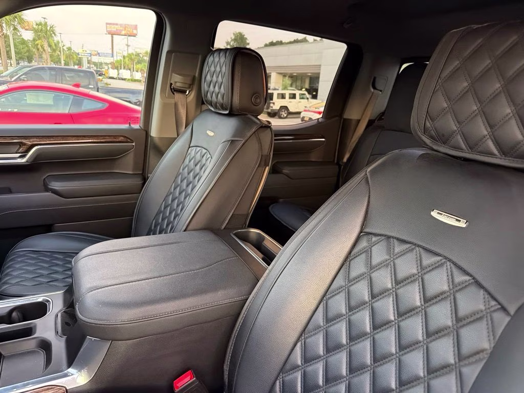 2025 Summit White GMC Sierra 1500 Elevation 4X4 Truck