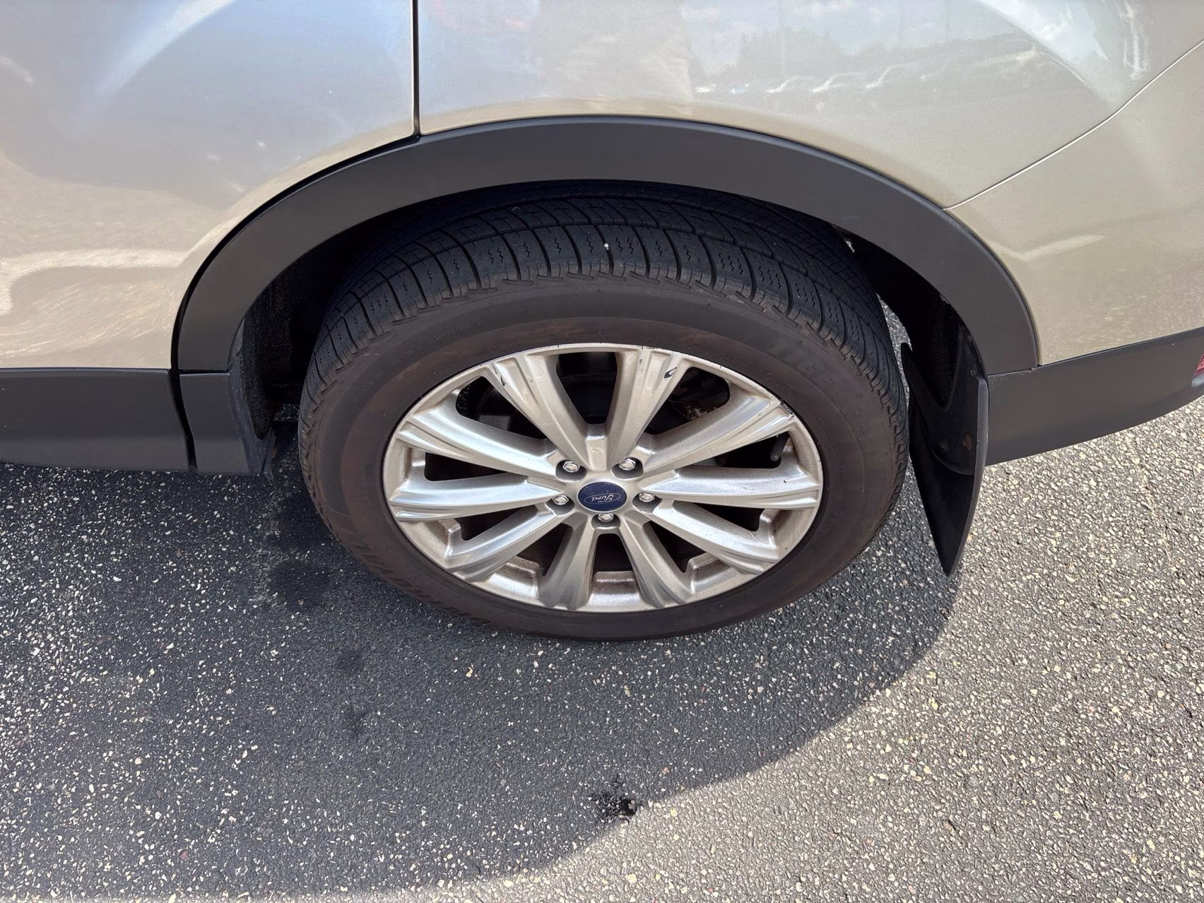 2017 White Gold Ford Escape Titanium 4X4 SUV