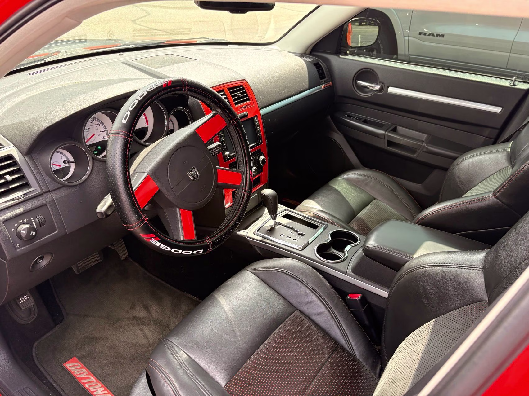 2008 Hemi Orange Pearl Coat Dodge Charger R/T RWD Sedan