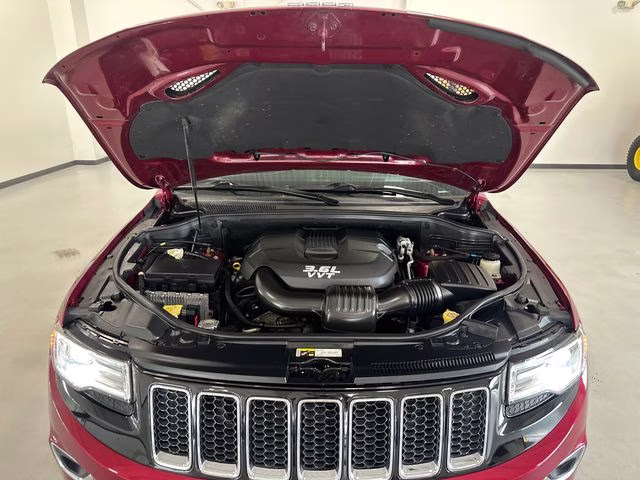 2014 Deep Cherry Red Crystal Pearlcoat Jeep Grand Cherokee Overland 4X4 SUV