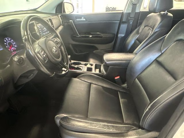2018 Snow White Pearl Kia Sportage EX AWD SUV