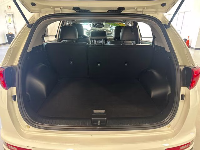 2018 Snow White Pearl Kia Sportage EX AWD SUV