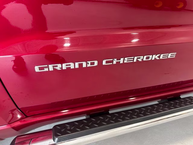 2014 Deep Cherry Red Crystal Pearlcoat Jeep Grand Cherokee Overland 4X4 SUV