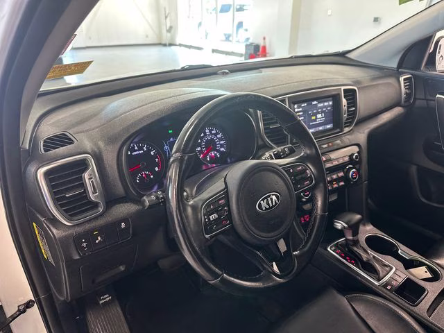2018 Snow White Pearl Kia Sportage EX AWD SUV