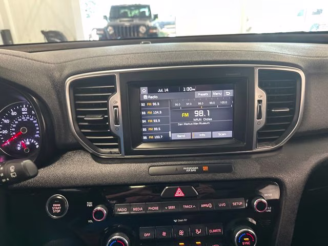 2018 Snow White Pearl Kia Sportage EX AWD SUV