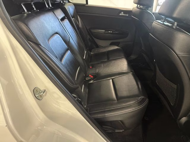 2018 Snow White Pearl Kia Sportage EX AWD SUV