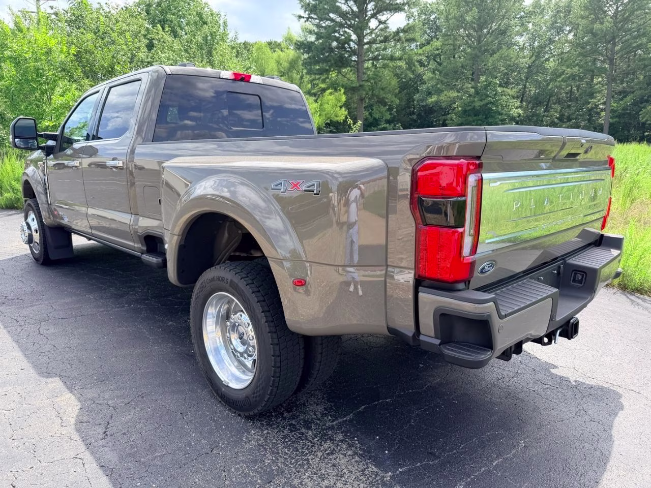 2026 Gray Ford Super Duty F-450 DRW Platinum DRW 4X4 Truck
