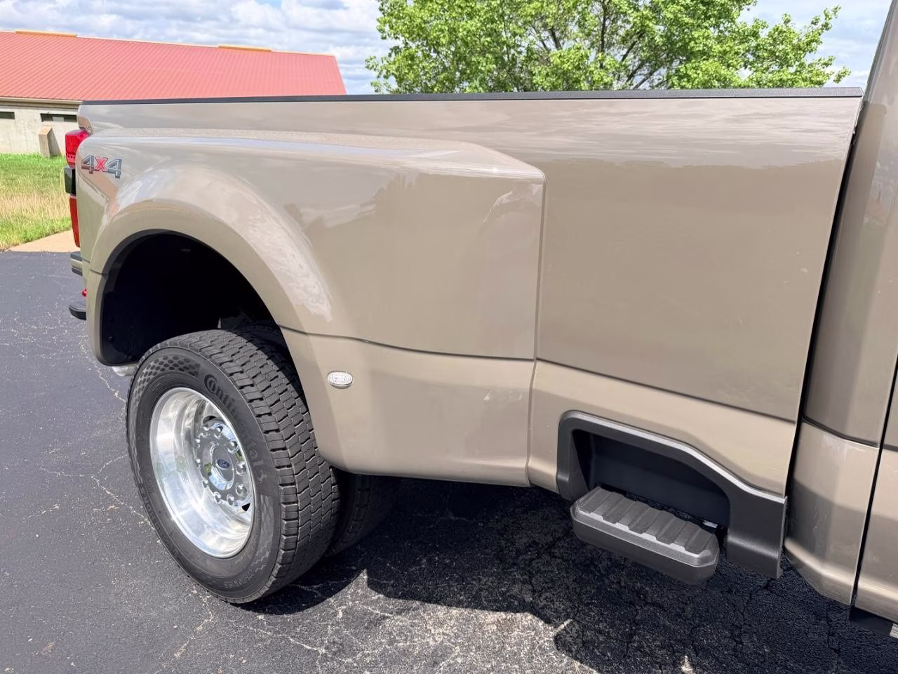 2026 Gray Ford Super Duty F-450 DRW Platinum DRW 4X4 Truck