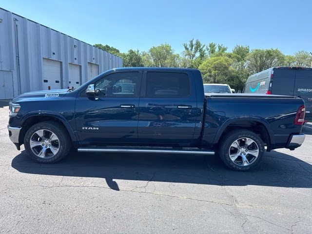 2022 Patriot Blue Pearlcoat Ram 1500 Laramie 4X4 Truck