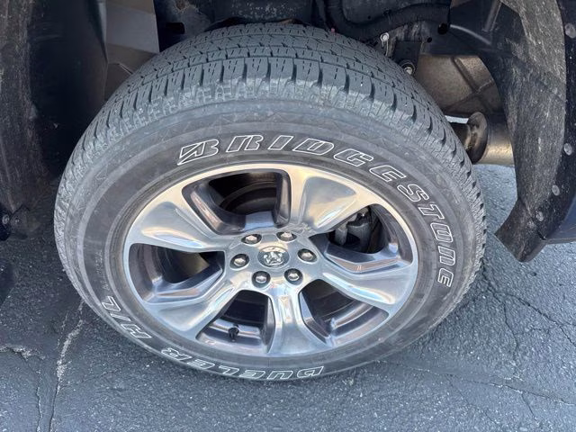 2022 Patriot Blue Pearlcoat Ram 1500 Laramie 4X4 Truck