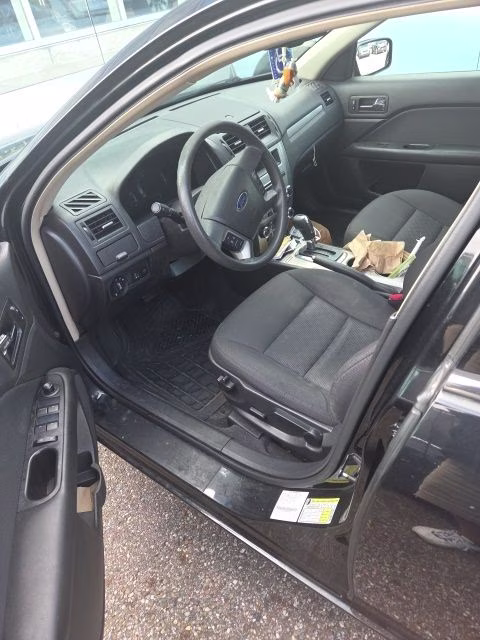 2010 Ford Fusion SE FWD Sedan