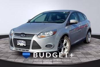 2014 Ingot Silver Metallic Ford Focus SE FWD Hatchback