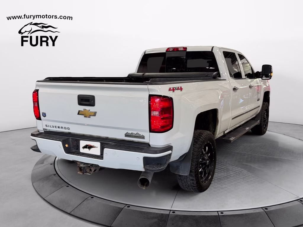 2017 Summit White Chevrolet Silverado 2500HD High Country Duramax Plus w/Preferred Equipt 4X4 Truck