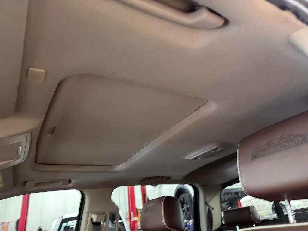 2017 Summit White Chevrolet Silverado 2500HD High Country Duramax Plus w/Preferred Equipt 4X4 Truck