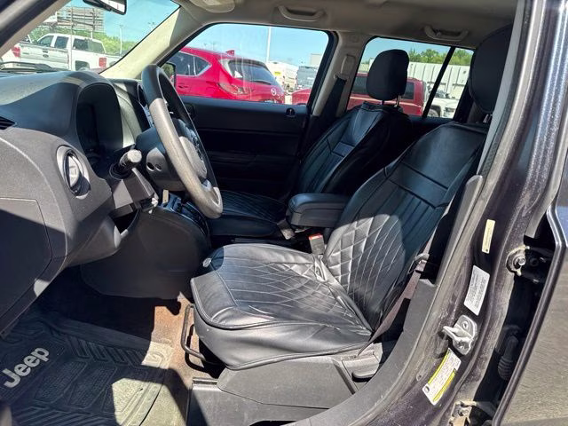 2014 Maximum Steel Metallic Clearcoat Jeep Patriot Sport 4X4 SUV