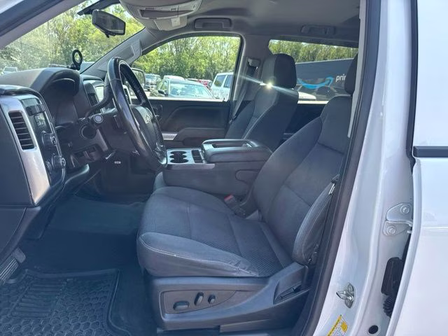 2018 Summit White Chevrolet Silverado 1500 LT 4X4 Truck