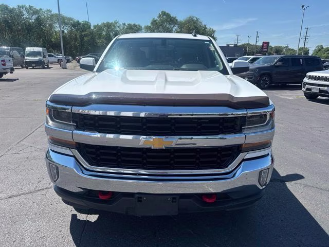2018 Summit White Chevrolet Silverado 1500 LT 4X4 Truck