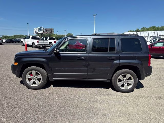 2014 Maximum Steel Metallic Clearcoat Jeep Patriot Sport 4X4 SUV