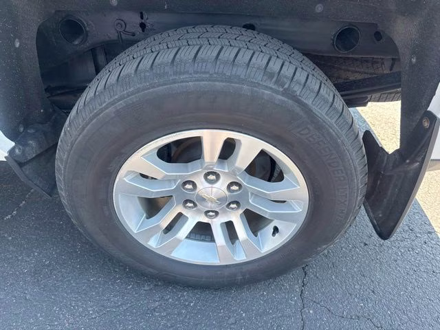 2018 Summit White Chevrolet Silverado 1500 LT 4X4 Truck