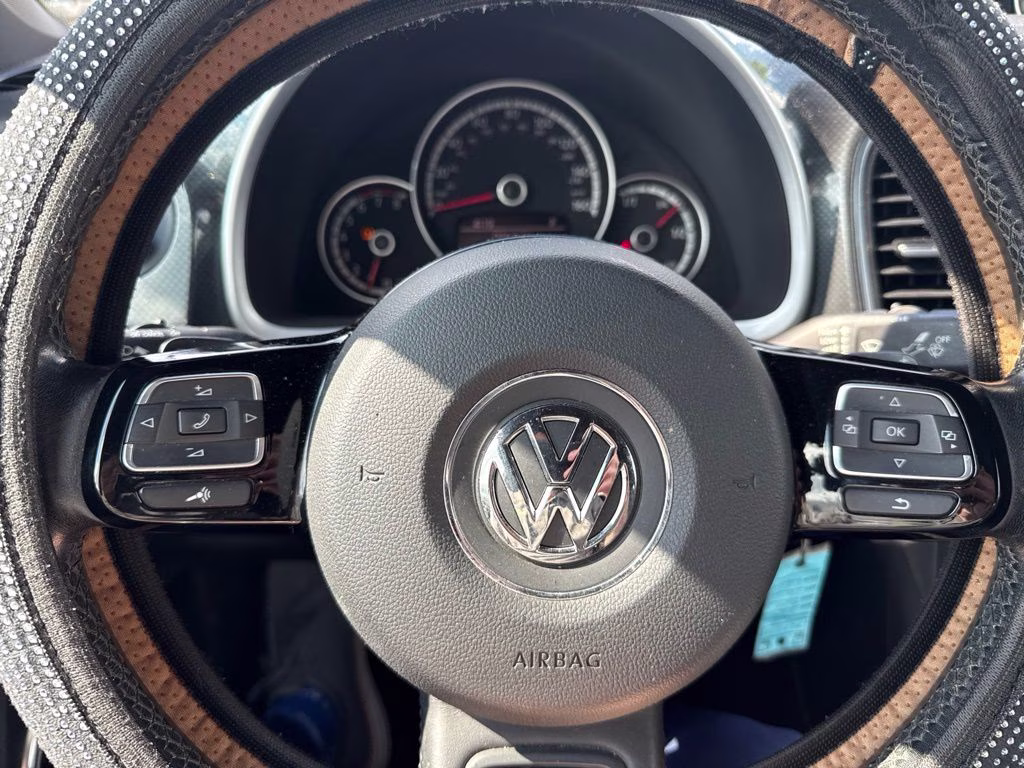 2014 Tornado Red Volkswagen Beetle 2.0T R-Line FWD Hatchback