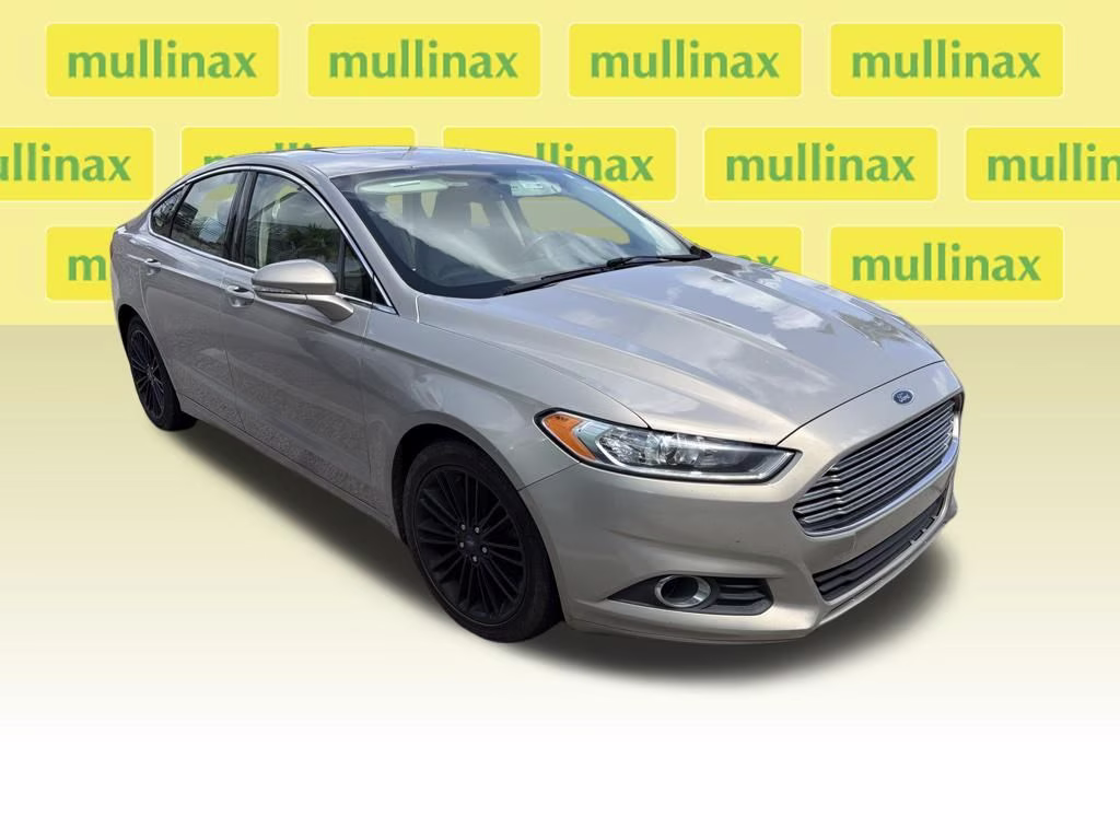 2016 Tectonic Ford Fusion SE FWD Sedan
