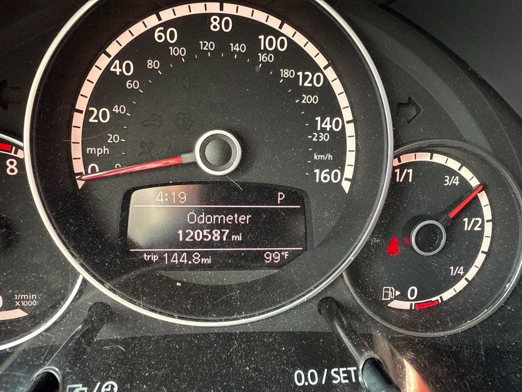 2014 Tornado Red Volkswagen Beetle 2.0T R-Line FWD Hatchback