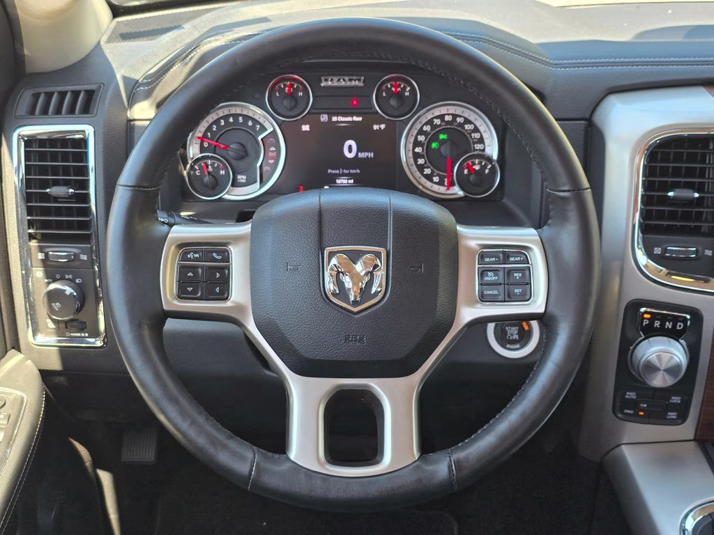 2016 Brilliant Black Crystal Pearlcoat Ram 1500 Laramie 4X4 Truck