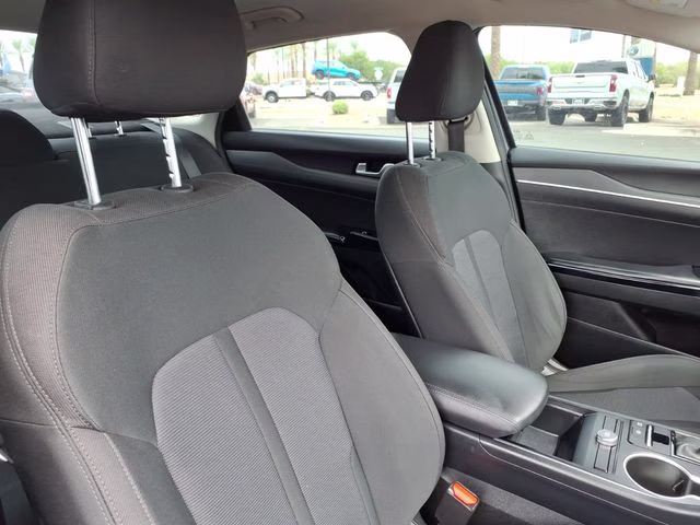 2022 Gravity Gray Kia K5 LXS FWD Sedan