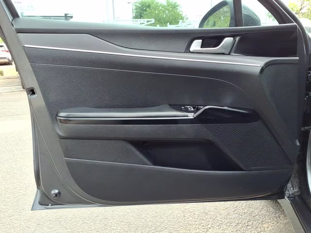 2022 Gravity Gray Kia K5 LXS FWD Sedan