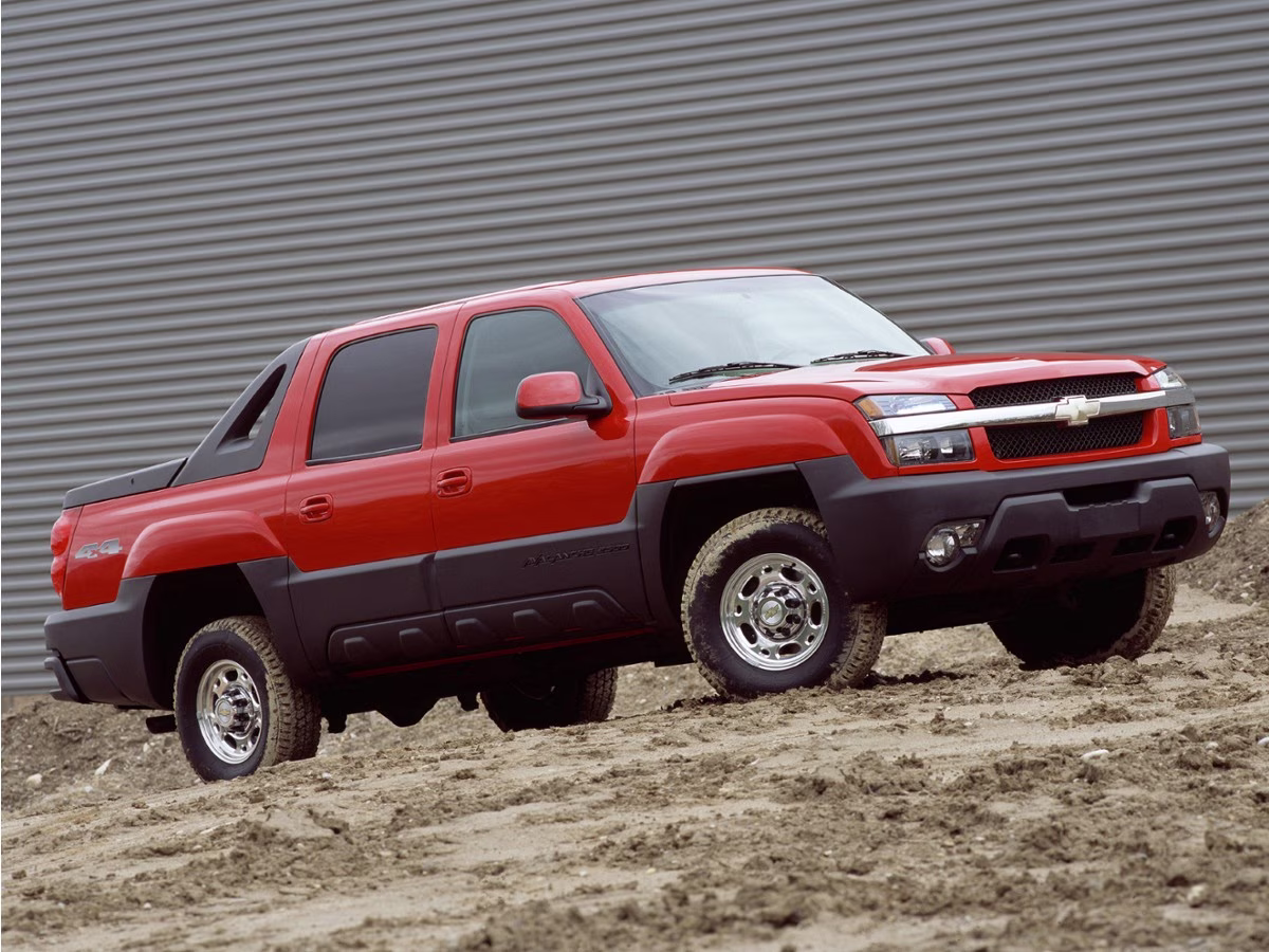 2005 Silver Birch Metallic Chevrolet Avalanche 1500 Z66 RWD Truck