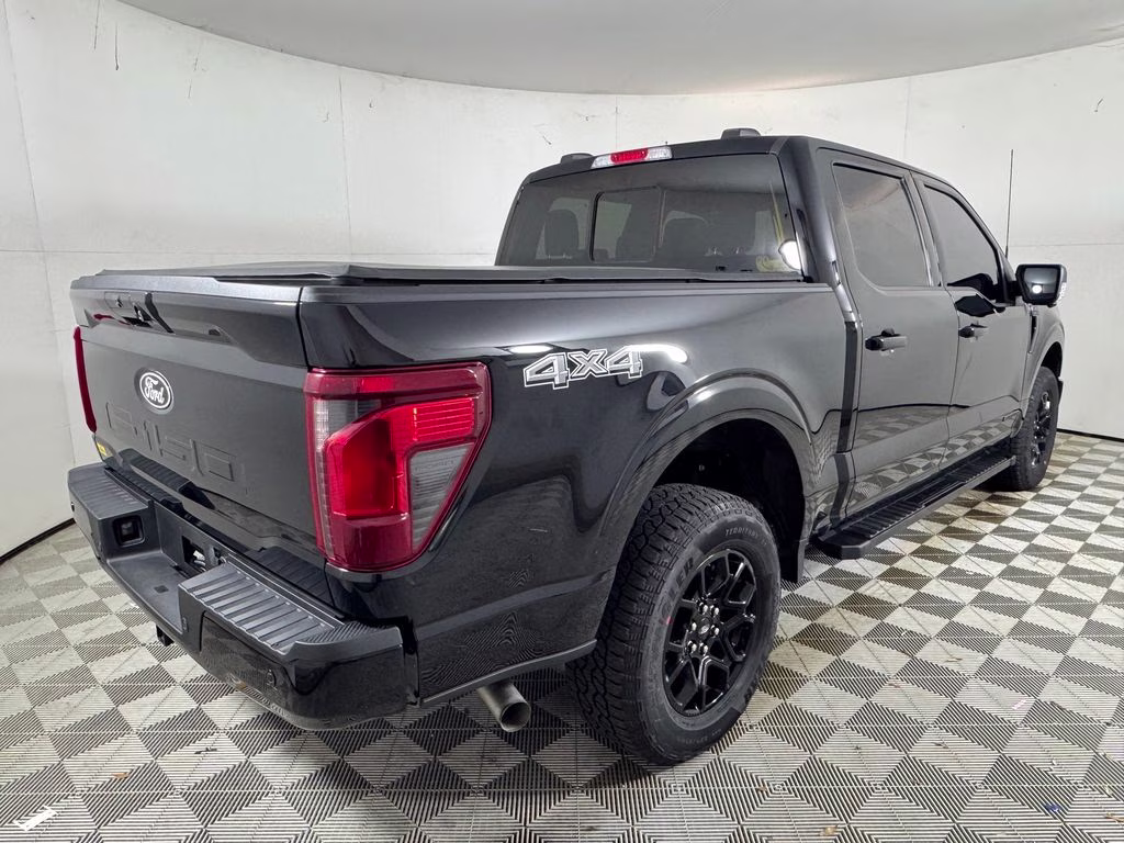 2024 Agate Black Metallic Ford F-150 XLT 4X4 Truck