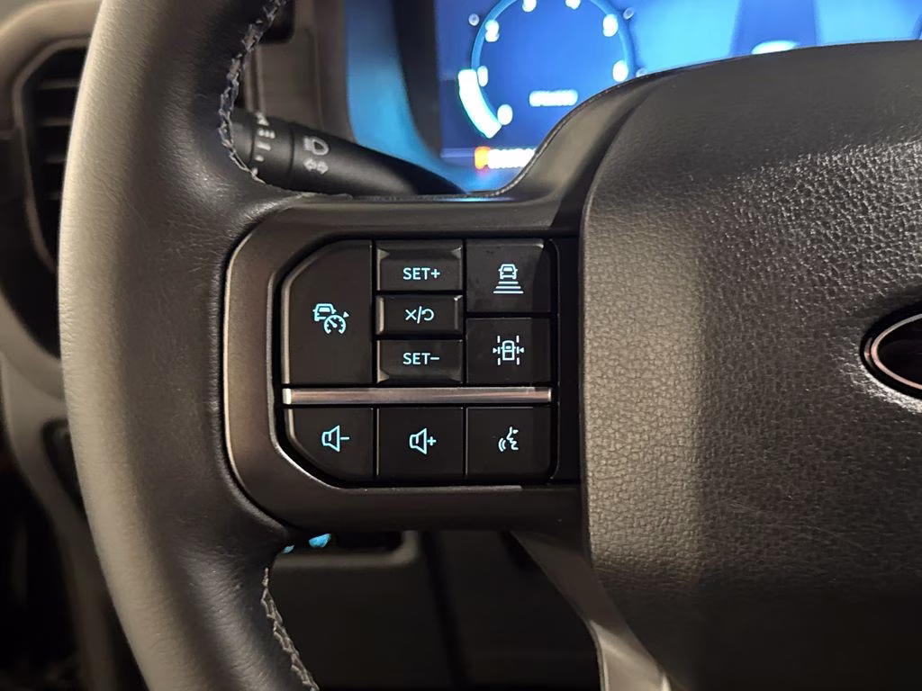 2024 Agate Black Metallic Ford F-150 XLT 4X4 Truck