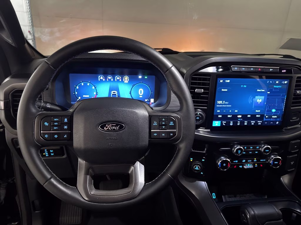 2024 Agate Black Metallic Ford F-150 XLT 4X4 Truck