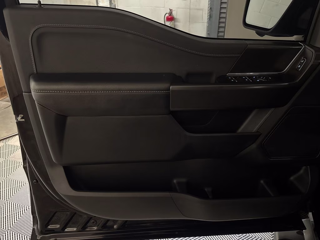2024 Agate Black Metallic Ford F-150 XLT 4X4 Truck