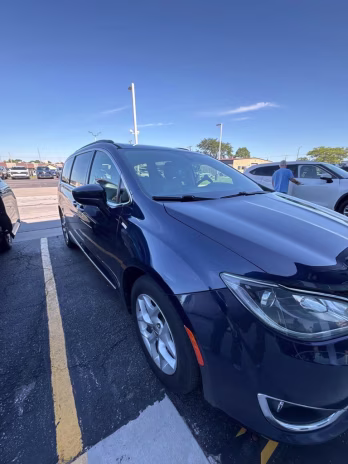 2017 Jazz Blue Pearlcoat Chrysler Pacifica Touring L FWD Van