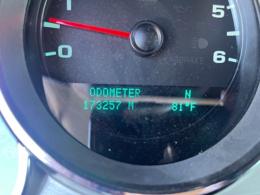 2011 Victory Red Chevrolet Silverado 1500 LT 4X4 Truck