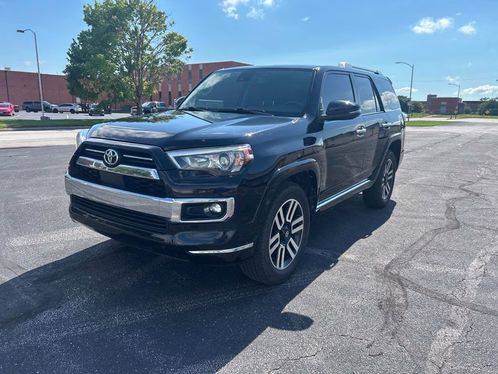 Used 2021 Toyota 4Runner Limited with VIN JTEKU5JR6M5840585 for sale in Kansas City