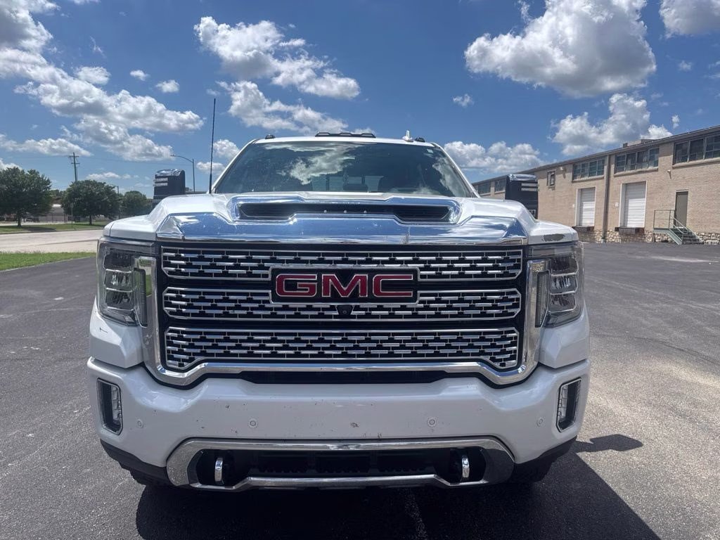 2020 White Frost Tricoat GMC Sierra 2500HD Denali 4X4 Truck