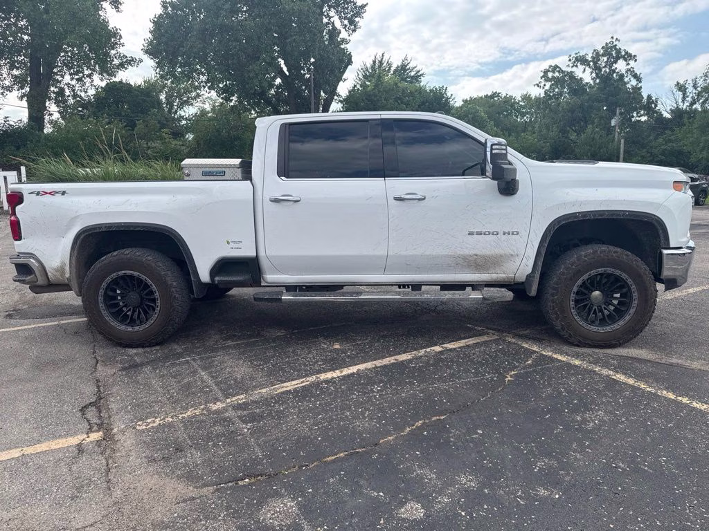 2022 Summit White Chevrolet Silverado 2500HD LTZ 4X4 Truck
