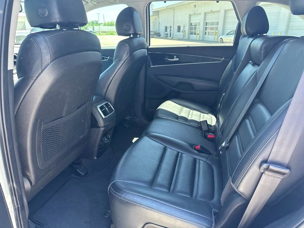 2018 Snow White Pearl Kia Sorento EX AWD SUV