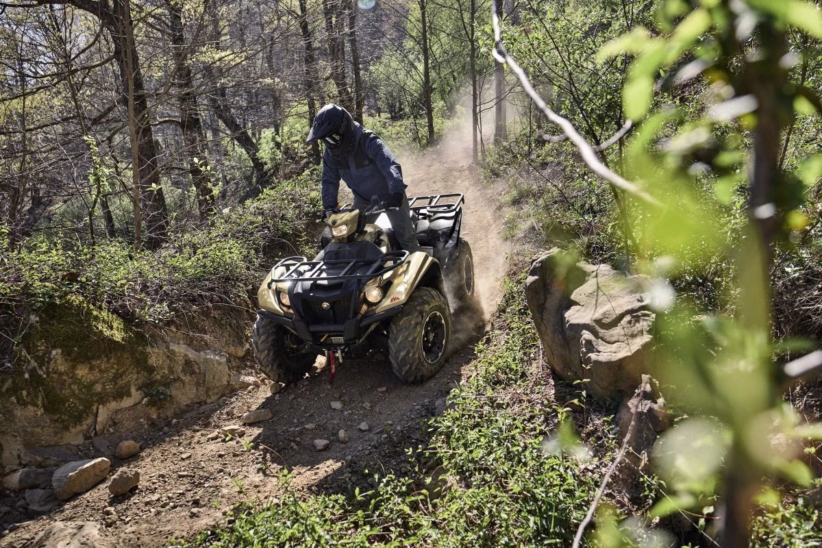 2027 Fall Beige / Yamaha Black Yamaha Kodiak 700 EPS XT-R ATV