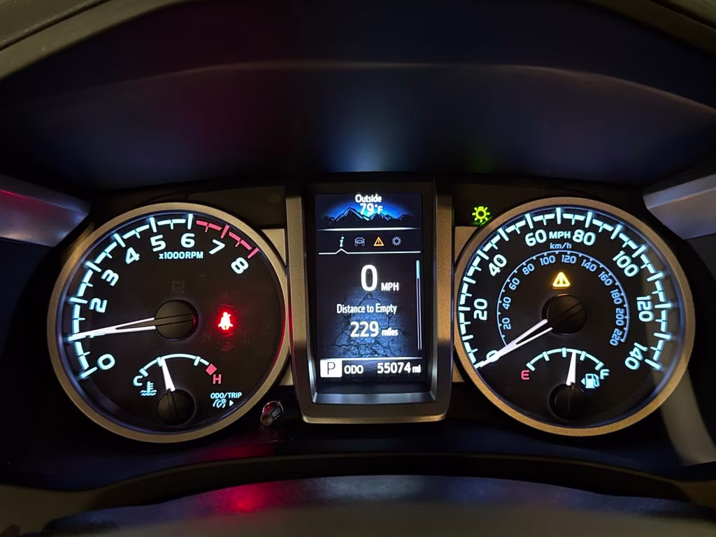 2022 Barcelona Red Metallic Toyota Tacoma SR5 RWD Truck