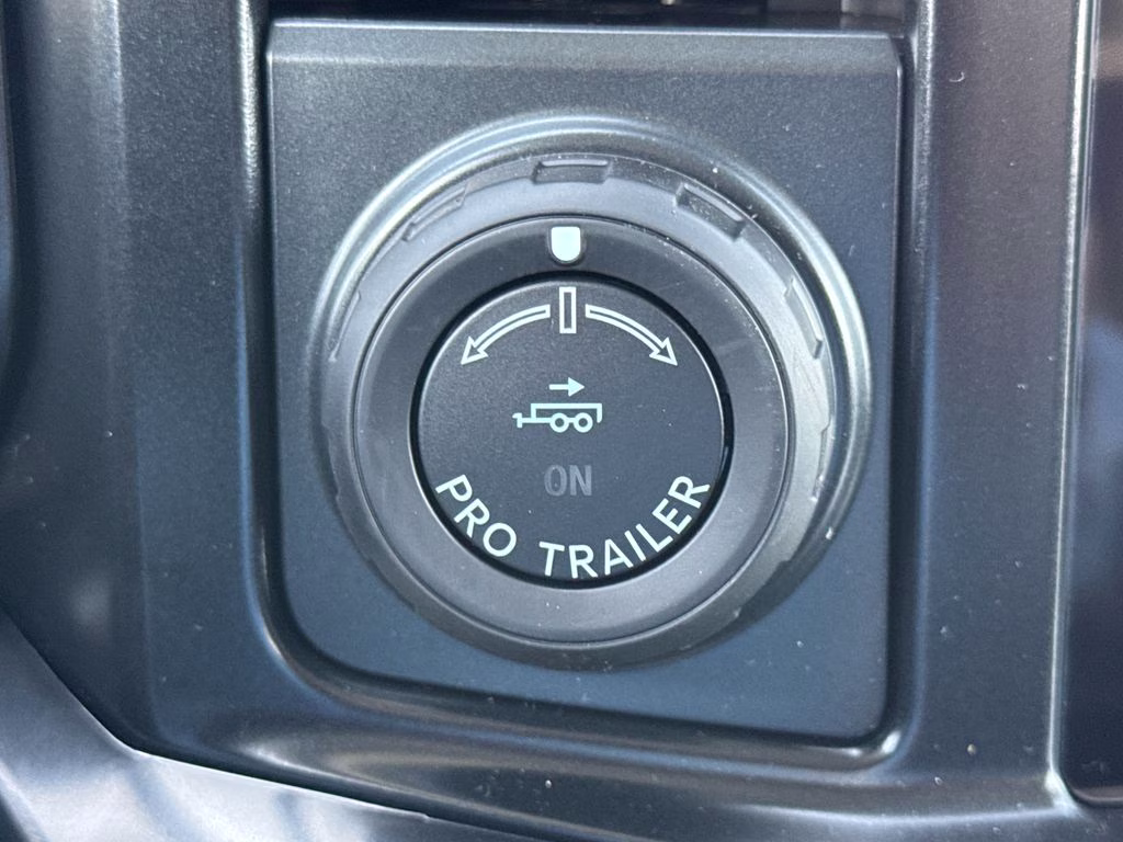 2026 Avalanche Ford Super Duty F-250 SRW Lariat 4X4 Truck